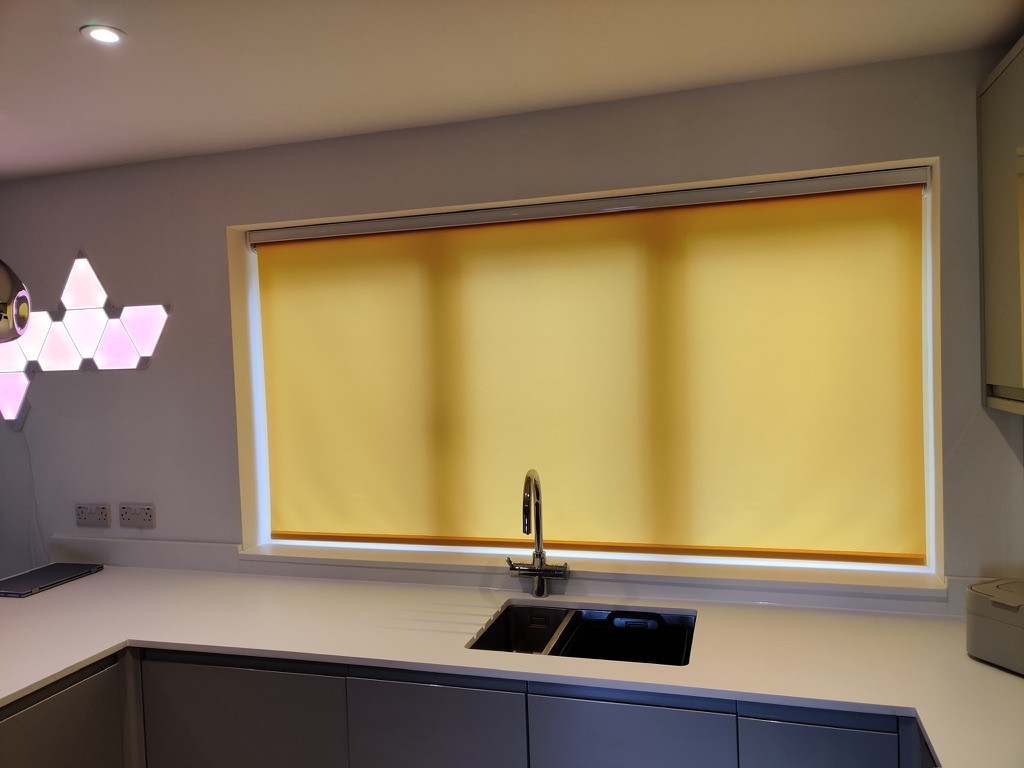 Roller blinds, kitchen